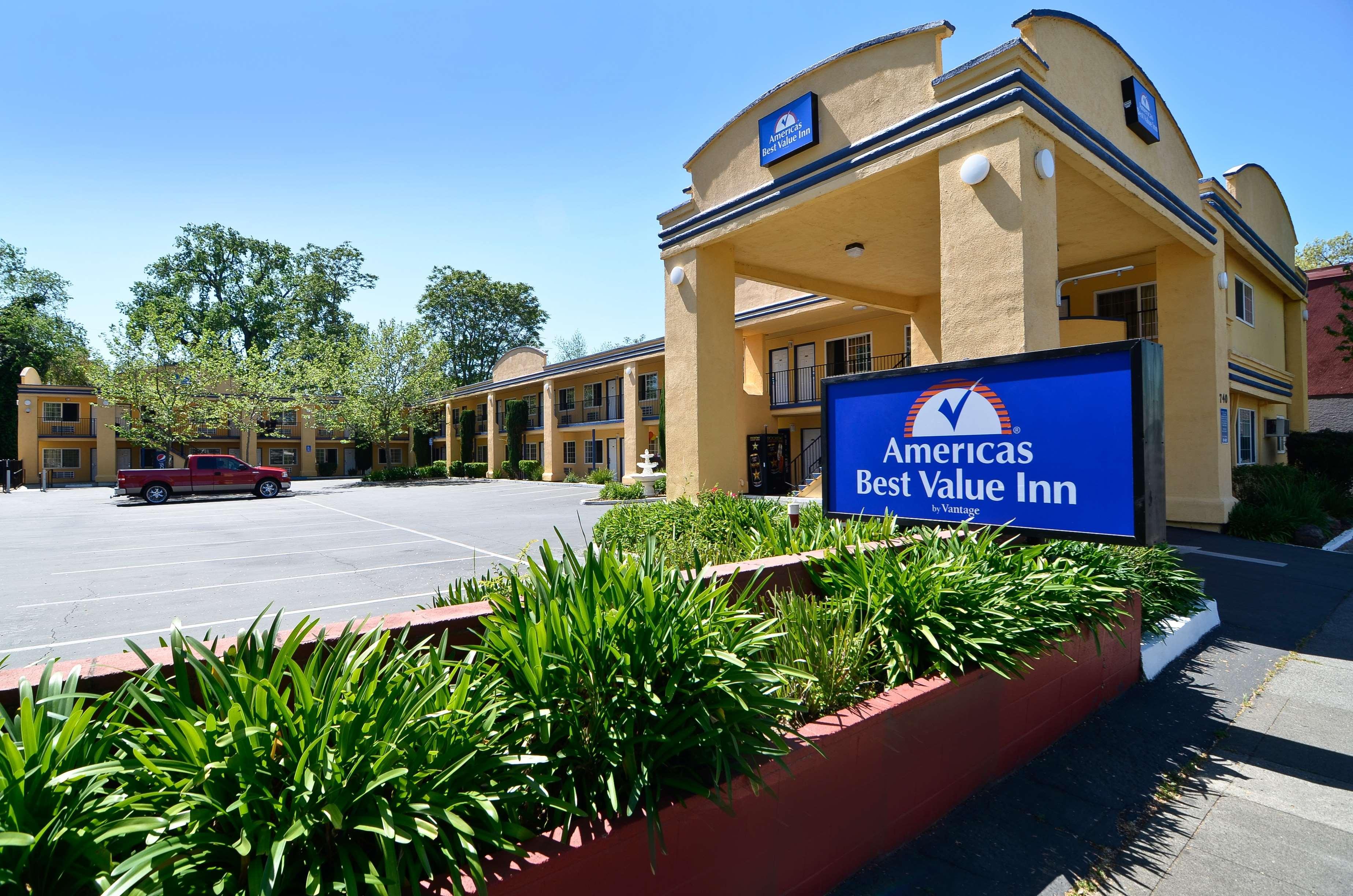 Americas Best Value Inn - Chico Exterior foto