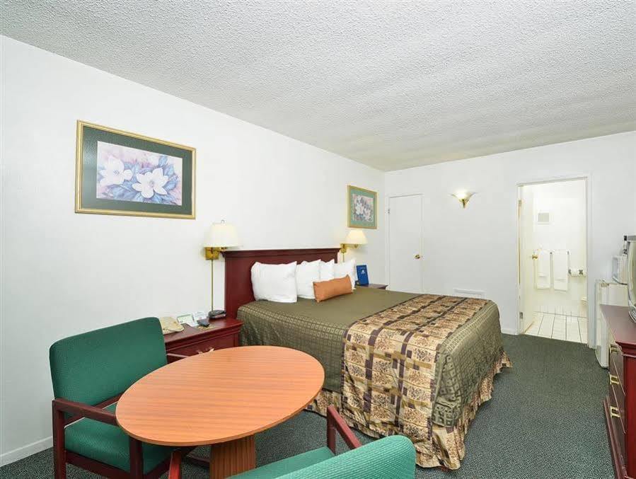 Americas Best Value Inn - Chico Exterior foto