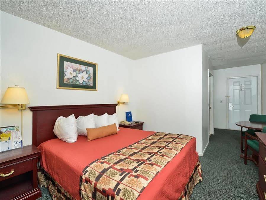 Americas Best Value Inn - Chico Exterior foto